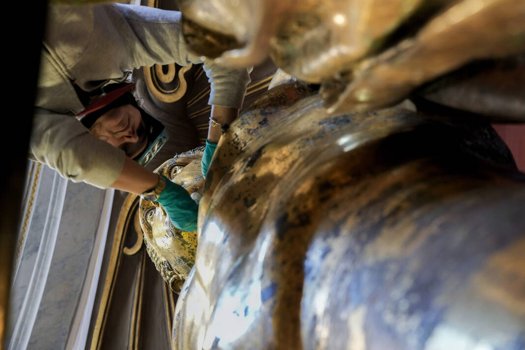 Vatican experts uncovering gilded glory of Hercules statue struck by ...