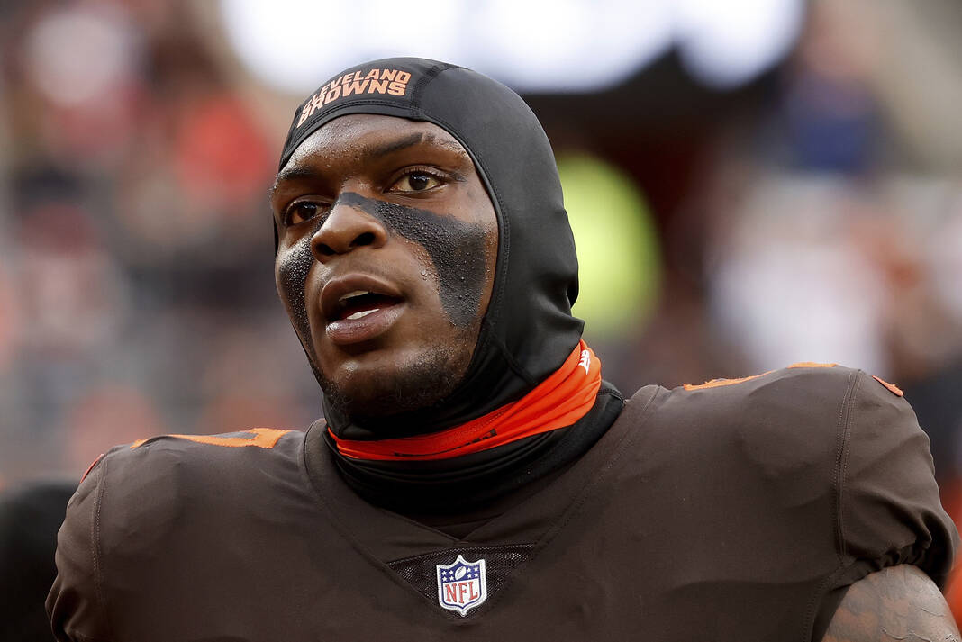 Cleveland Browns release defensive tackle Perrion Winfrey